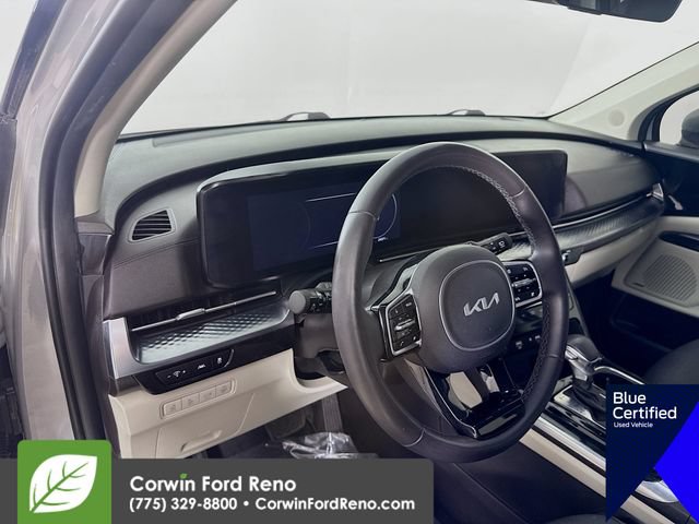 Used 2024 Kia Carnival SX Prestige FWD image 12
