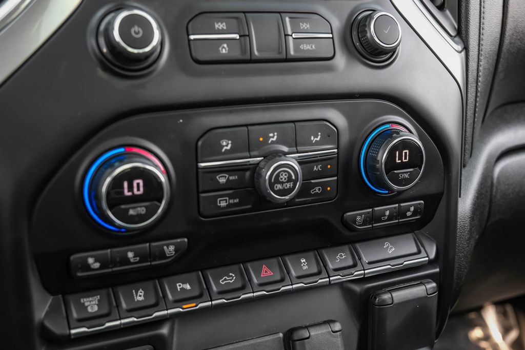 Used 2020 Chevrolet Silverado 2500 LTZ w/ LTZ Premium Package image 27