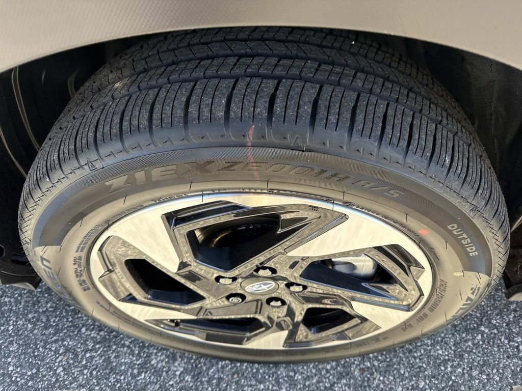 New 2026 Subaru Crosstrek 2.5i Limited image 10