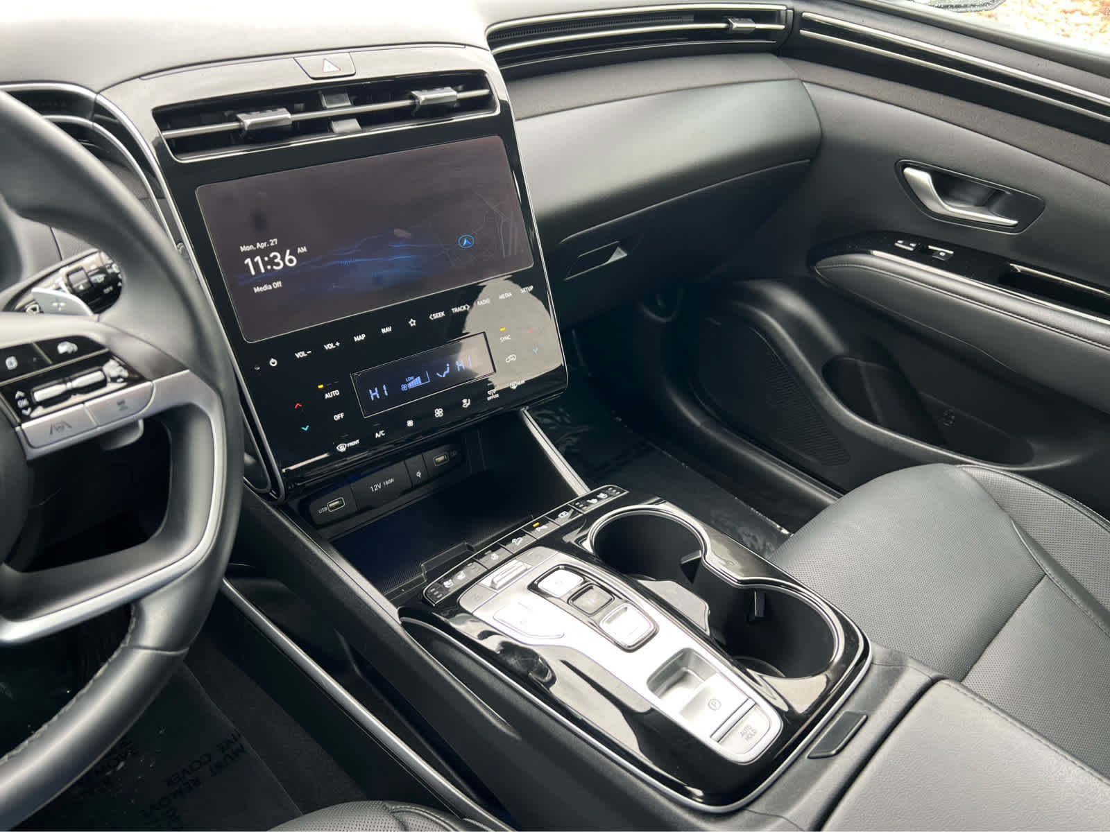 Certified 2023 Hyundai Tucson Limited AWD/4WD image 35