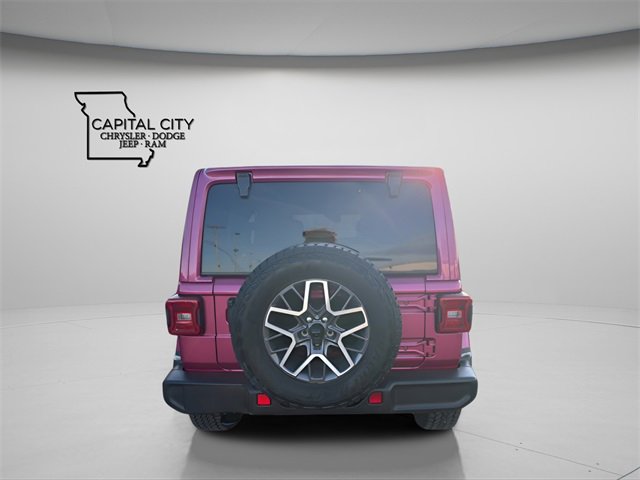 Used 2024 Jeep Wrangler Sahara w/ Technology Group image 5