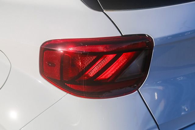 New 2026 Hyundai Venue SEL FWD image 10