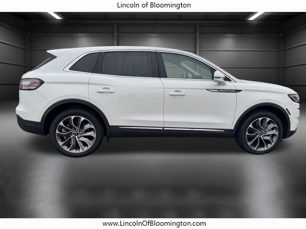 Certified 2023 Lincoln Nautilus Reserve w/ Equipment Group 201A image 8