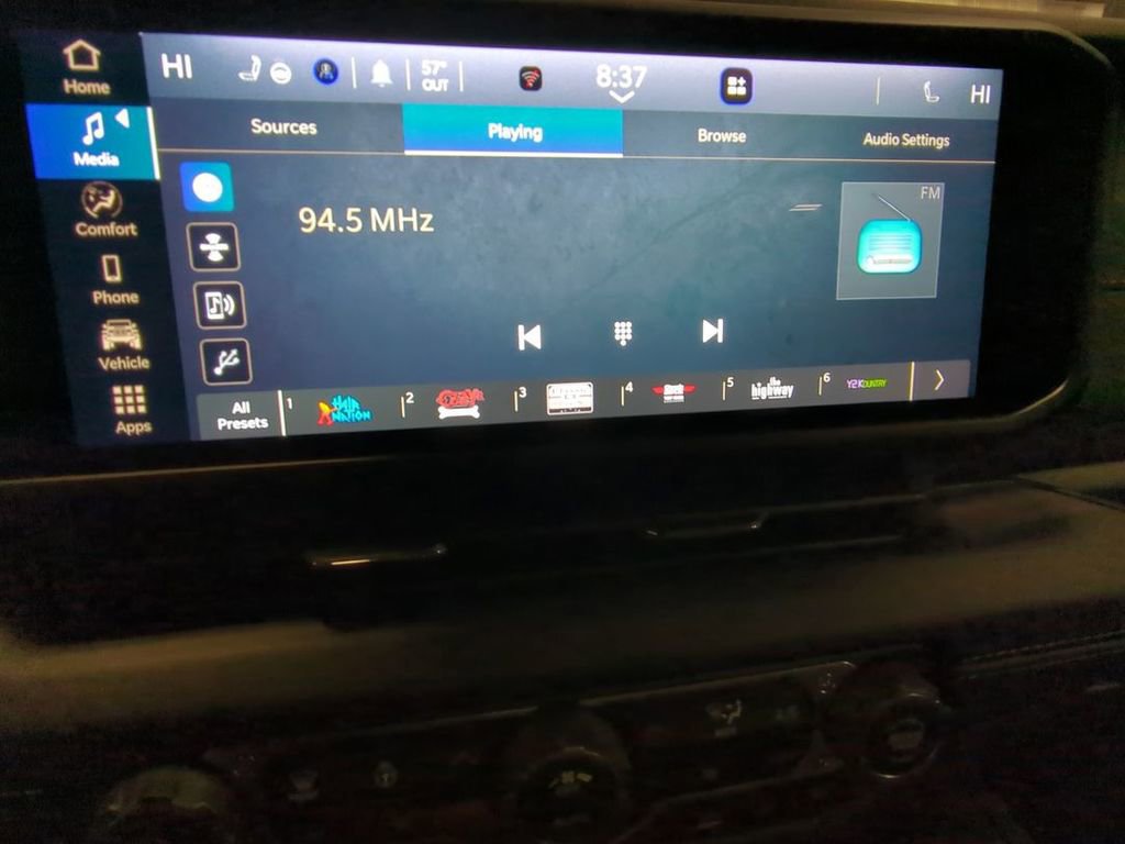 Used 2025 Jeep Gladiator Mojave w/ Convenience Group image 29