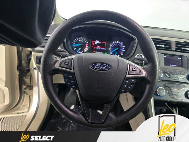 Used 2018 Ford Fusion SE FWD image 8