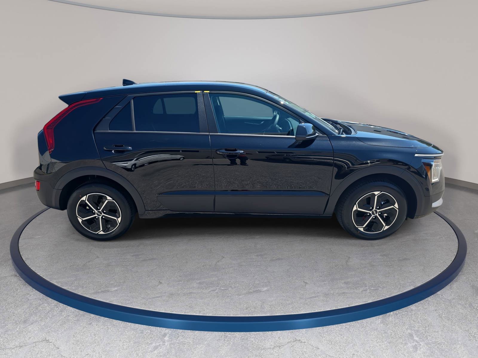 New 2026 Kia Niro LX FWD image 4