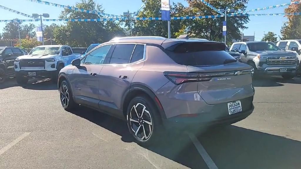 New 2026 Chevrolet Equinox EV LT image 6