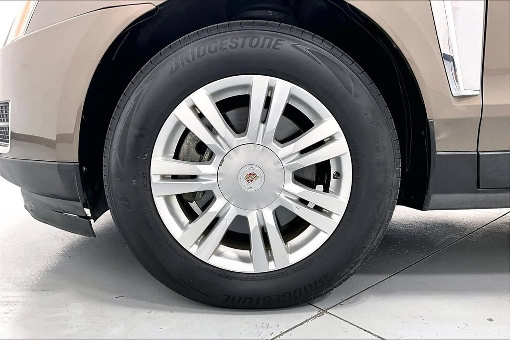 Used 2015 Cadillac SRX Luxury FWD image 9
