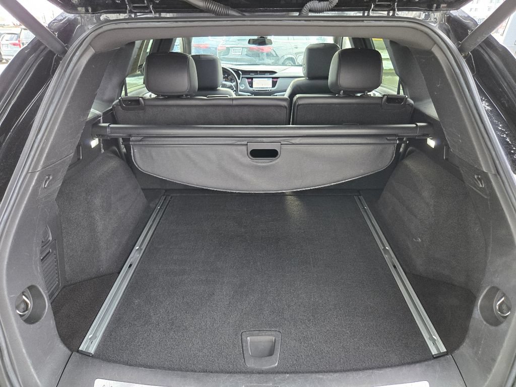 Used 2023 Cadillac XT5 Premium Luxury AWD/4WD image 9