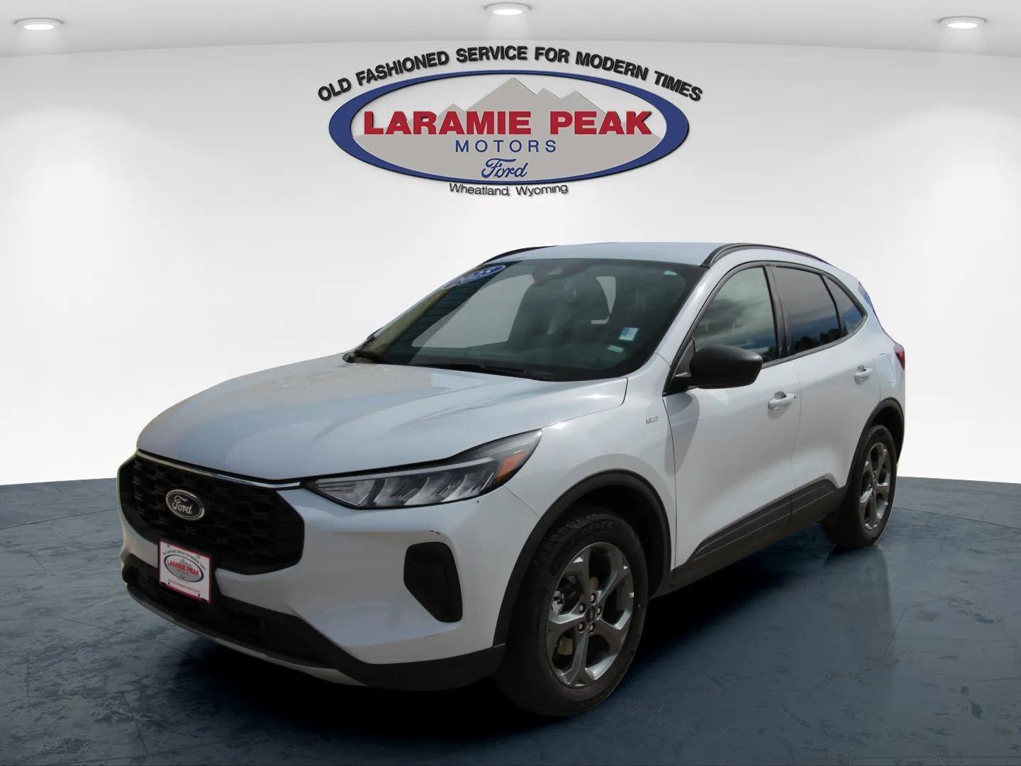 Used 2025 Ford Escape ST-Line image 6