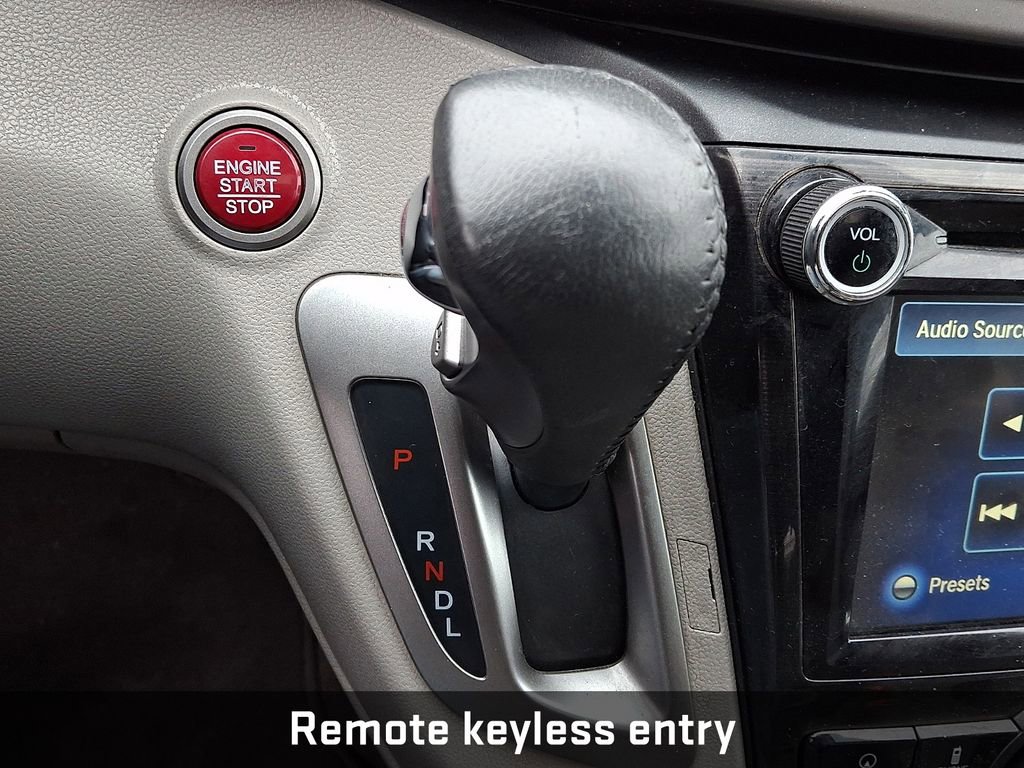 Used 2016 Honda Odyssey Touring Elite image 16