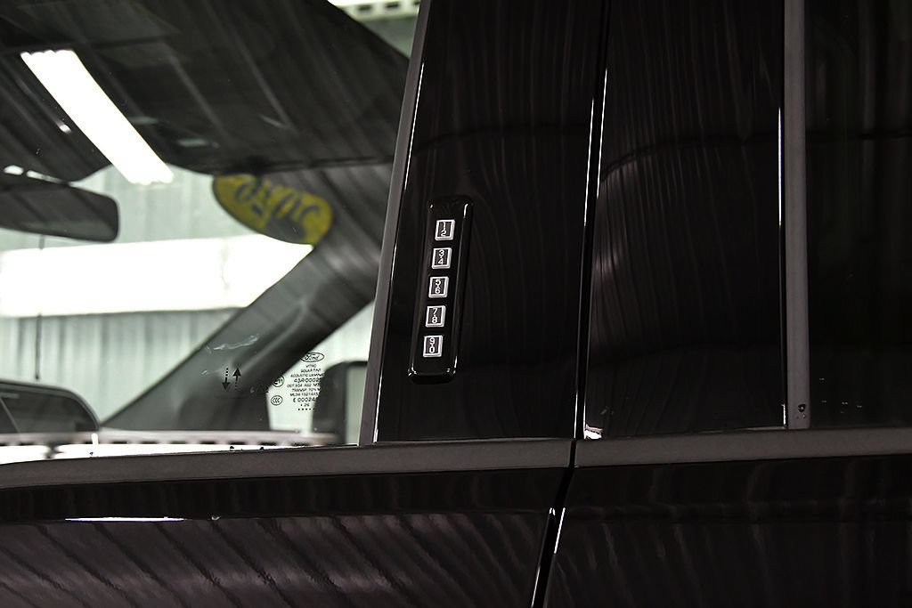 New 2026 Ford F350 Lariat w/ Black Appearance Package AWD/4WD image 16