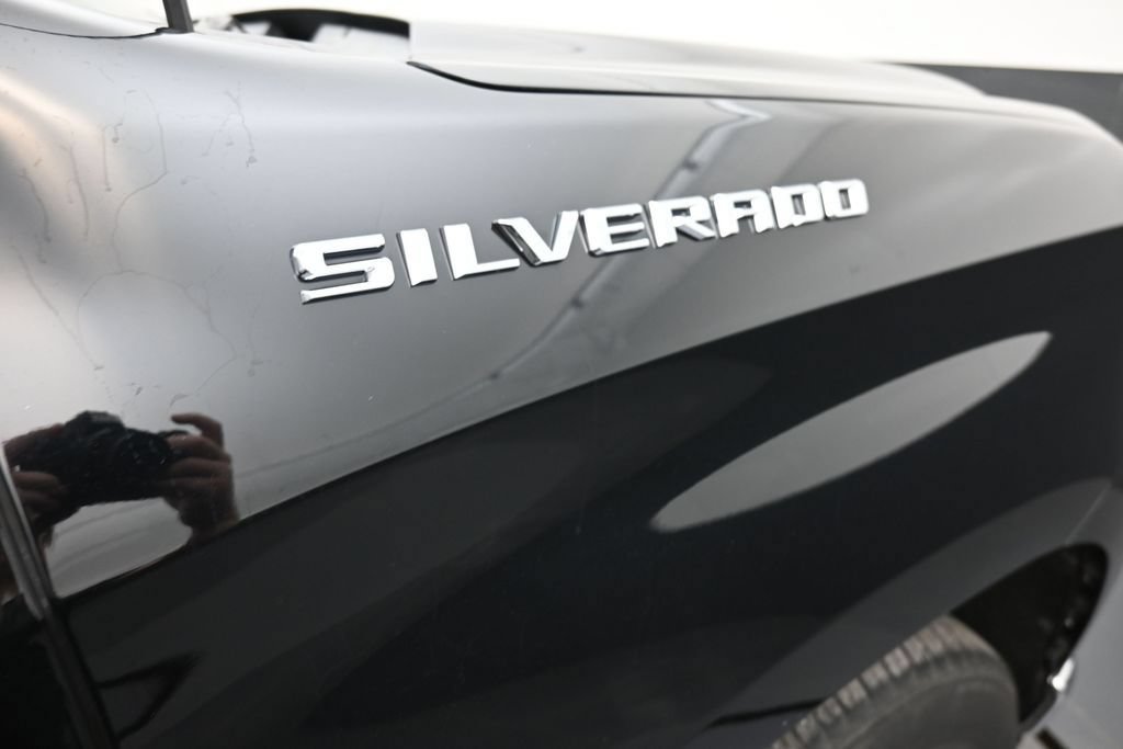 Used 2021 Chevrolet Silverado 1500 LT w/ Texas Edition Plus RWD image 12