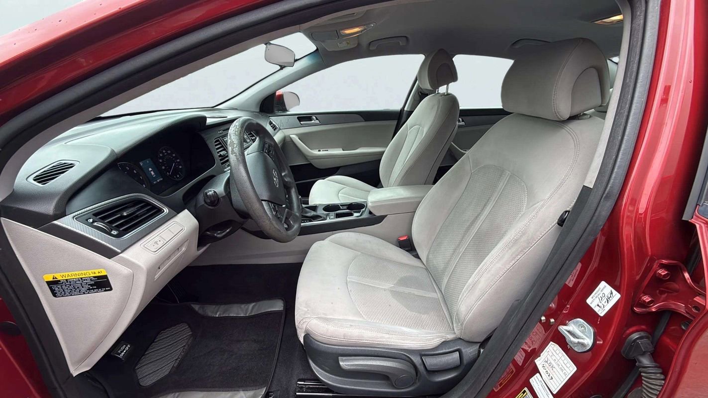 Used 2015 Hyundai Sonata SE FWD image 15