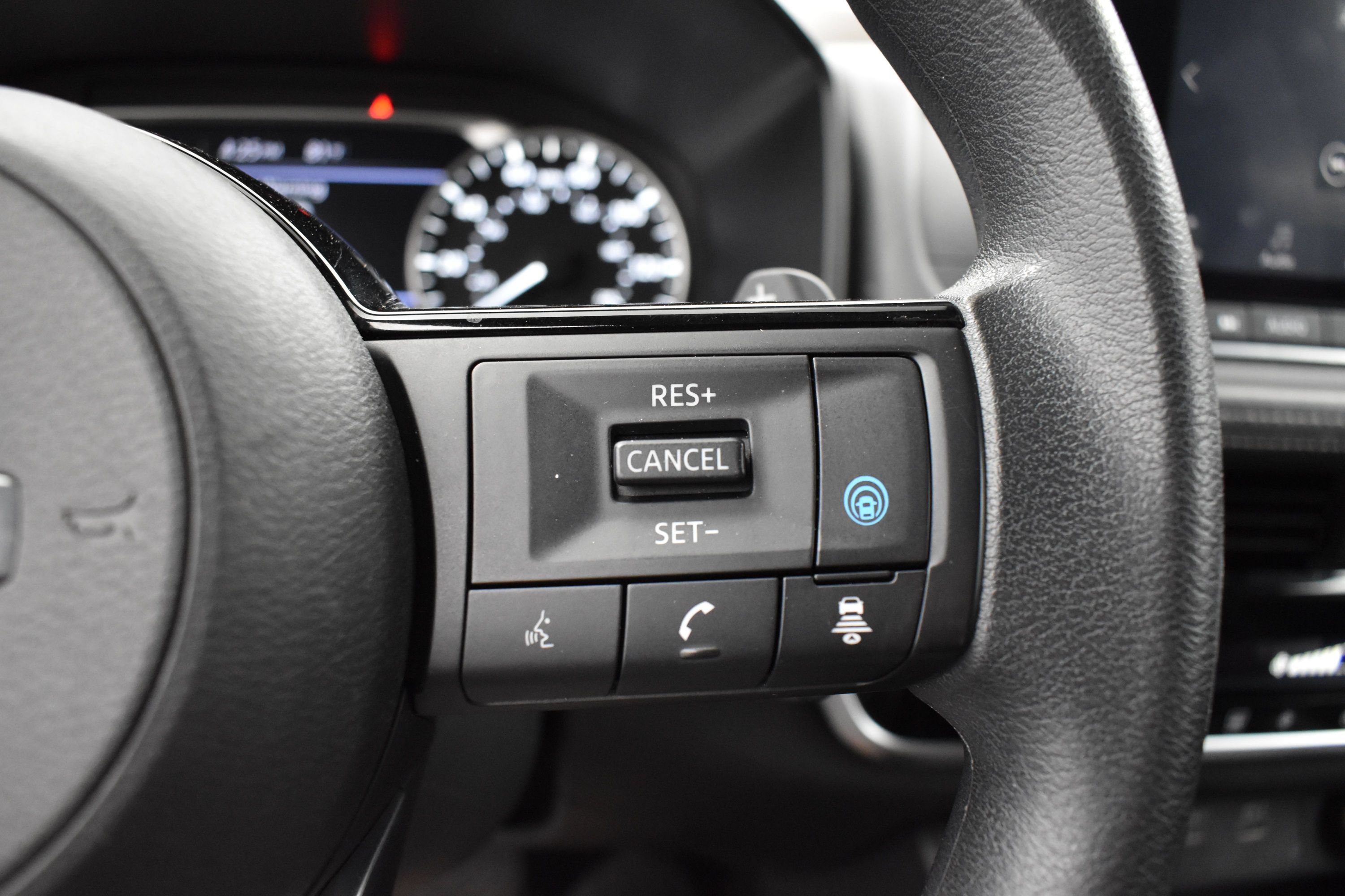 Used 2021 Nissan Rogue SV AWD/4WD image 7