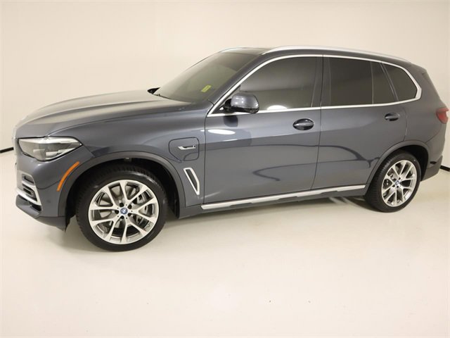 Used 2022 BMW X5 xDrive45e w/ Luxury Seating Package image 2