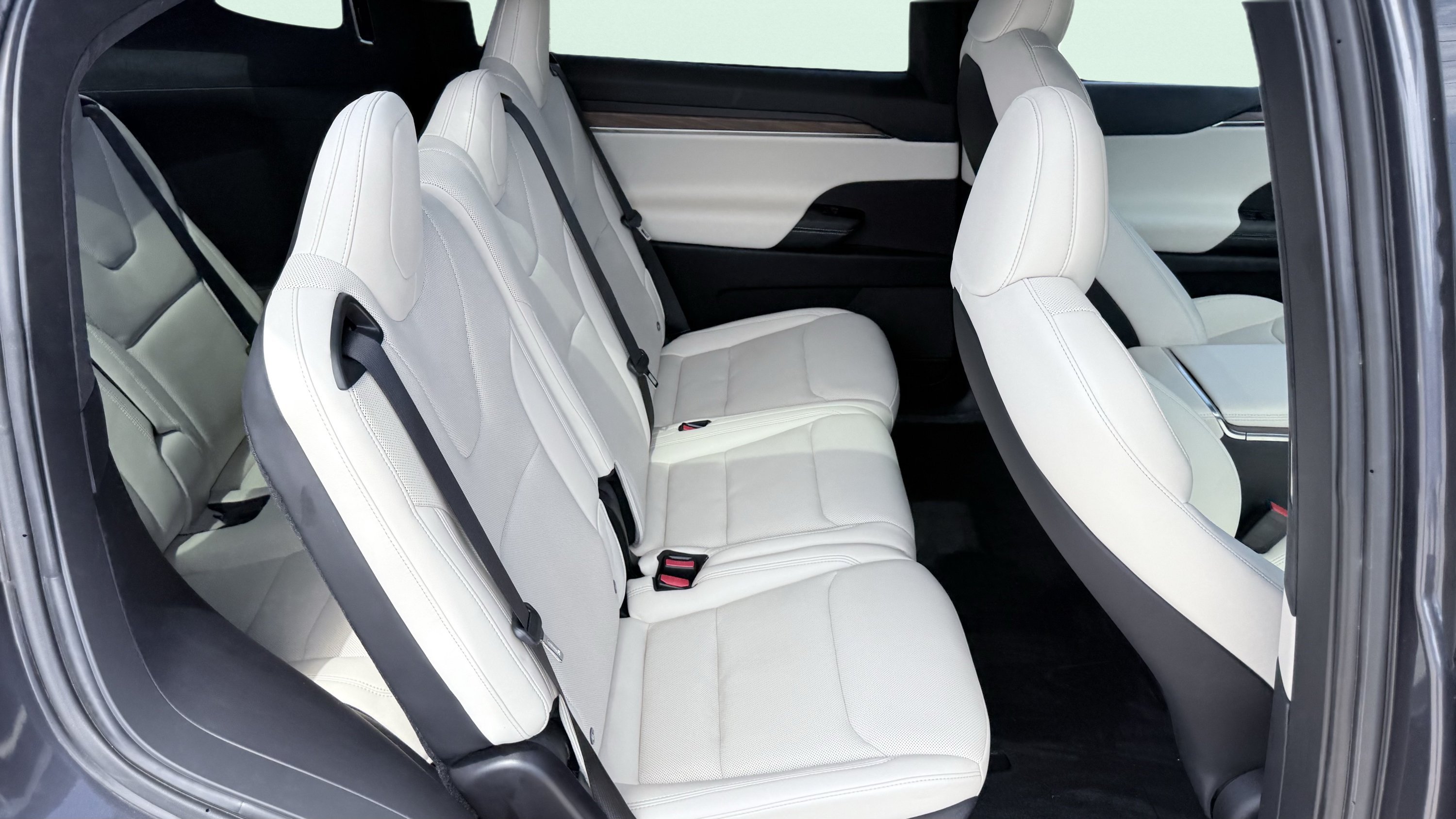 Used 2022 Tesla Model X AWD/4WD image 38