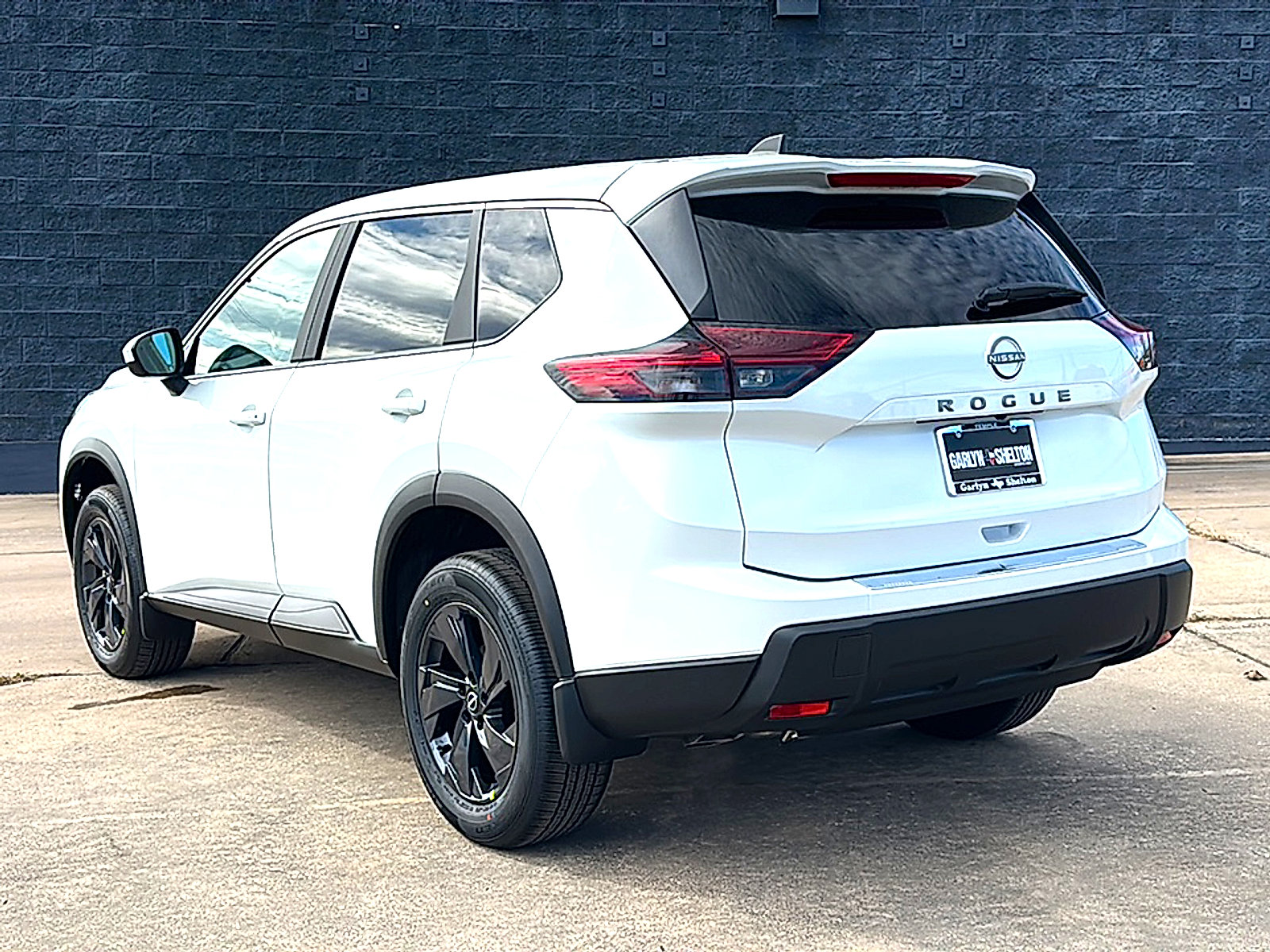 New 2026 Nissan Rogue SV w/ Cold Weather Package FWD image 6