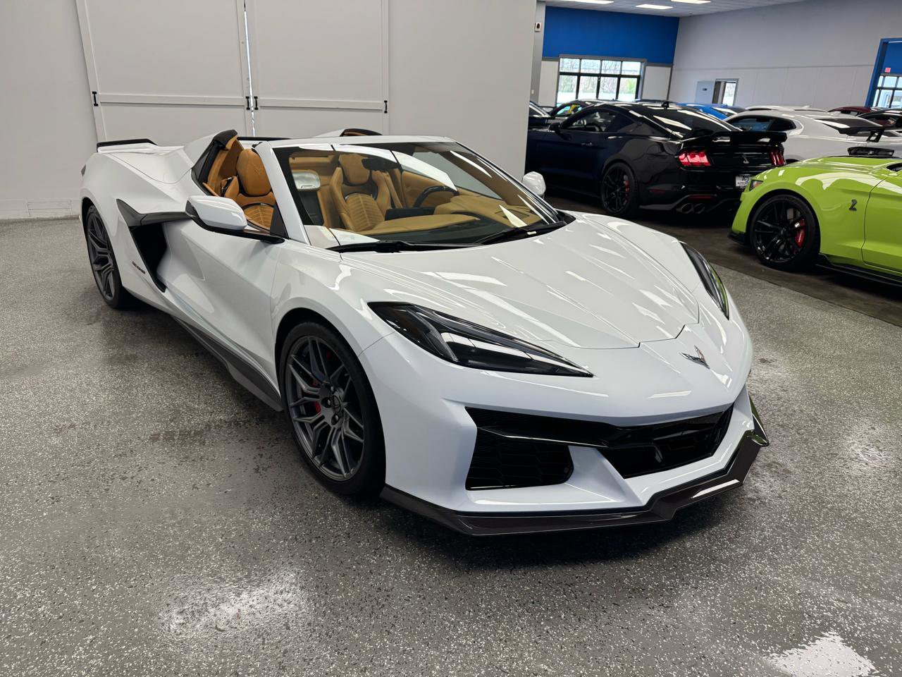 Used 2023 Chevrolet Corvette Z06 w/ Chrome Exterior Badge Package RWD image 4