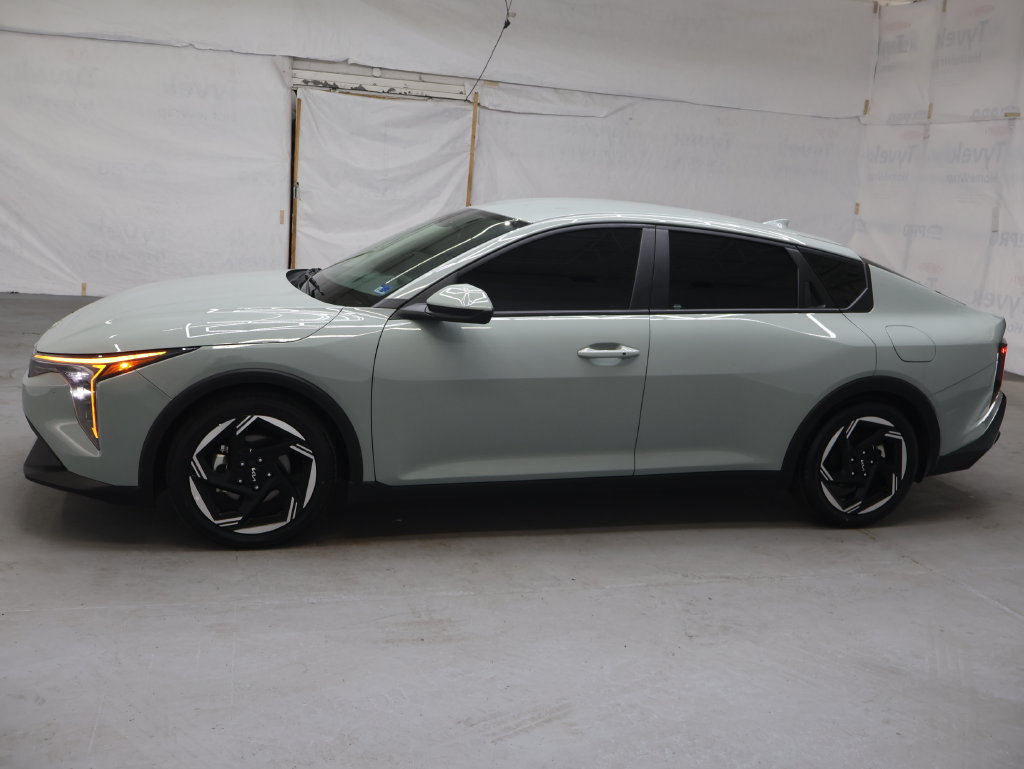 Used 2025 Kia K4 EX FWD image 4