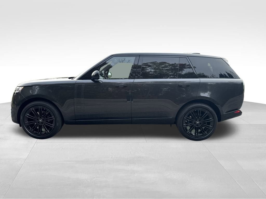 New 2025 Land Rover Range Rover Long Wheelbase SE image 2