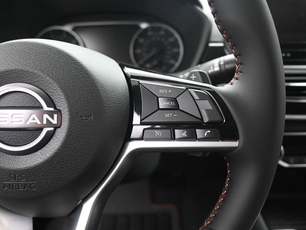 New 2025 Nissan Altima 2.5 SR image 14