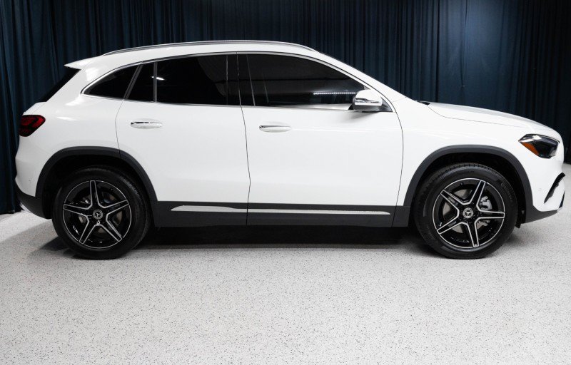 New 2026 Mercedes-Benz GLA 250 4MATIC image 4