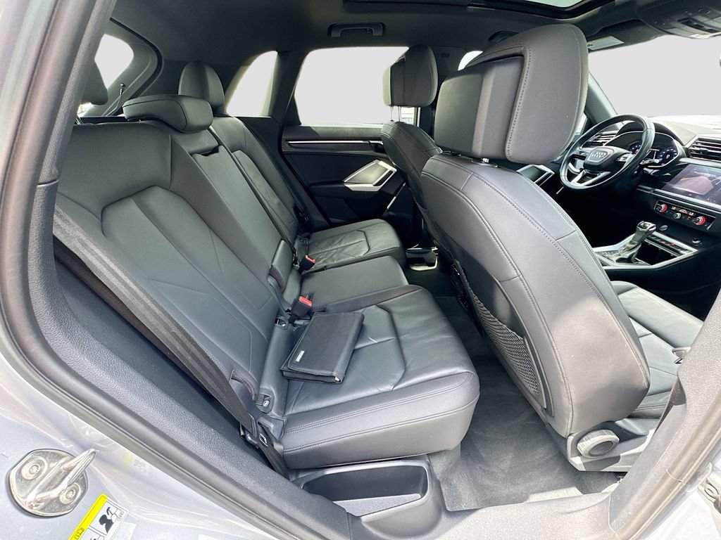 Used 2019 Audi Q3 2.0T Premium w/ Convenience Package AWD/4WD image 28