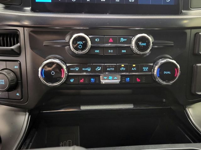 Used 2025 Ford F150 Lariat image 26