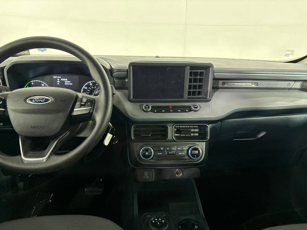 Used 2022 Ford Maverick XL FWD image 22