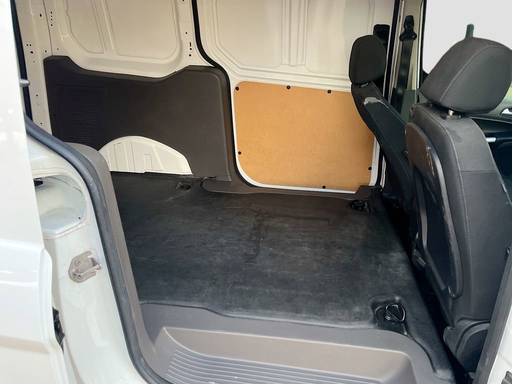Used 2023 Ford Transit Connect XLT image 25