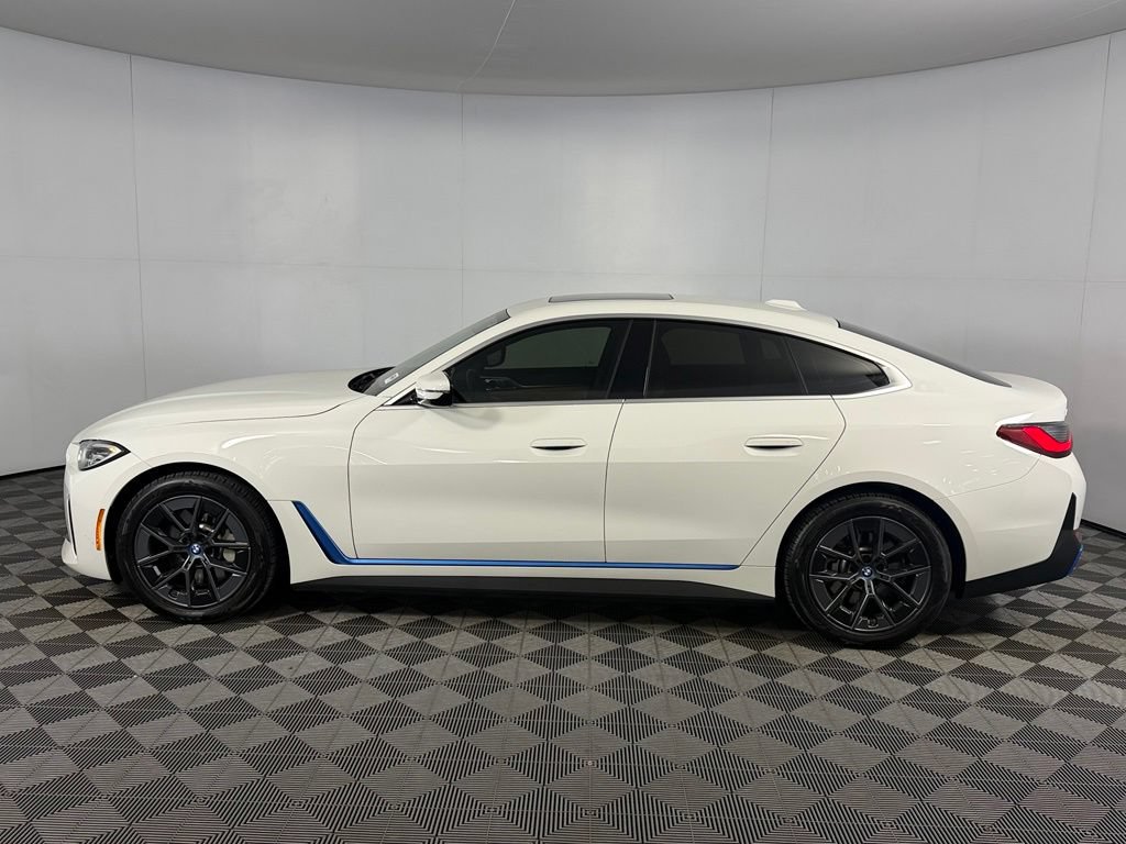 Used 2023 BMW i4 eDrive35 RWD image 10
