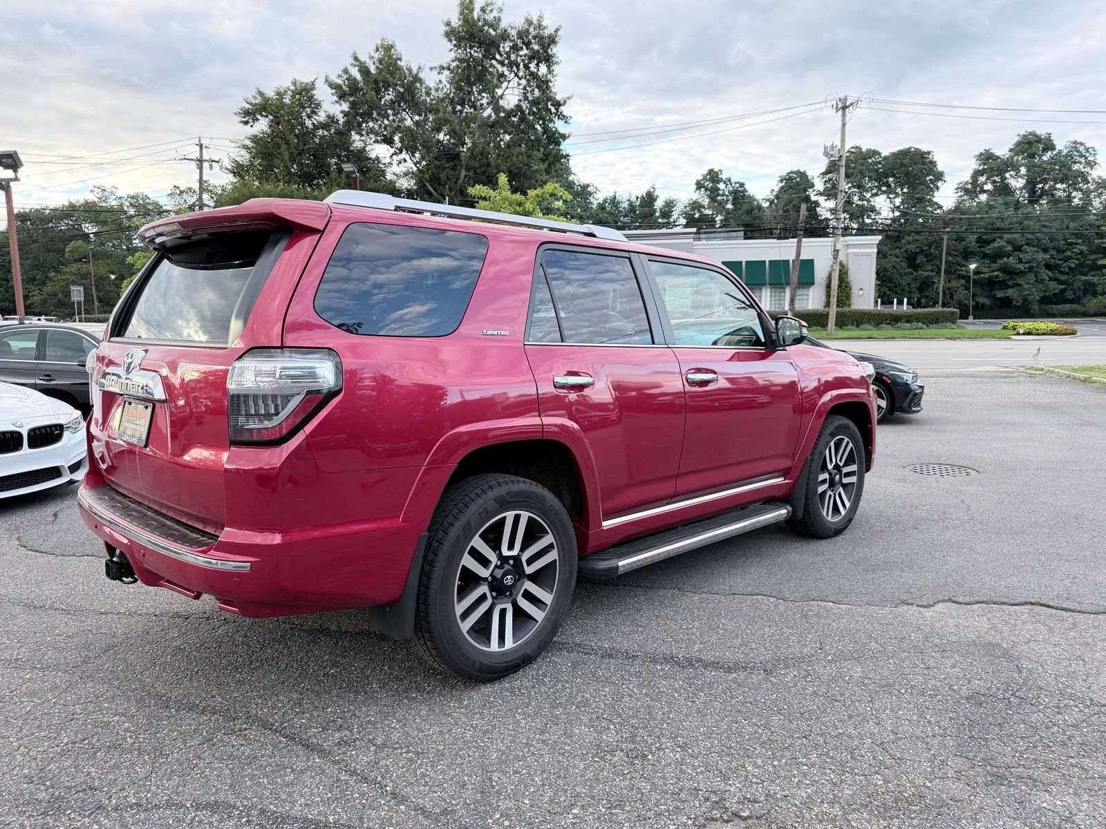 Used 2017 Toyota 4Runner Limited AWD/4WD image 31