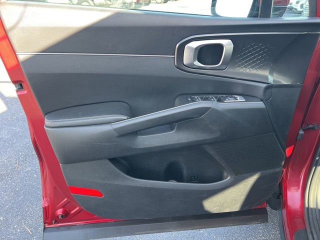 Used 2022 Kia Sorento LX image 23