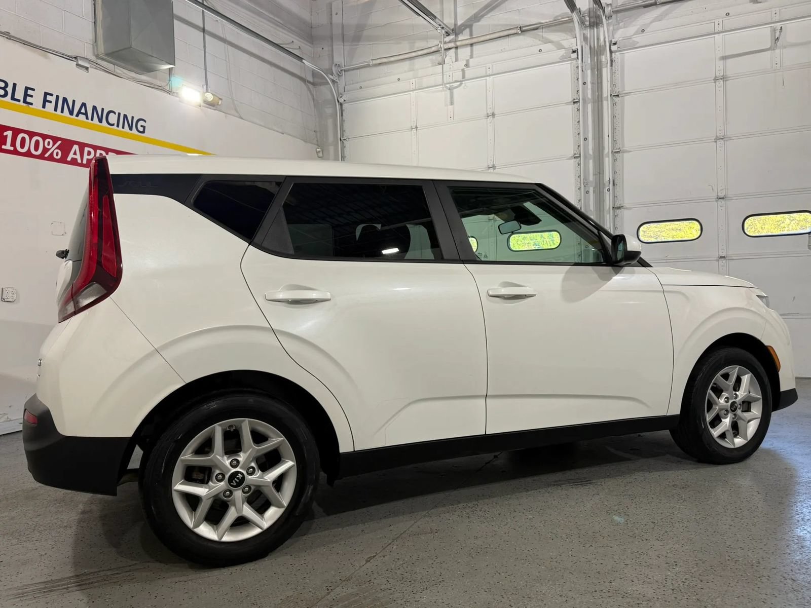 Used 2020 Kia Soul S FWD image 6