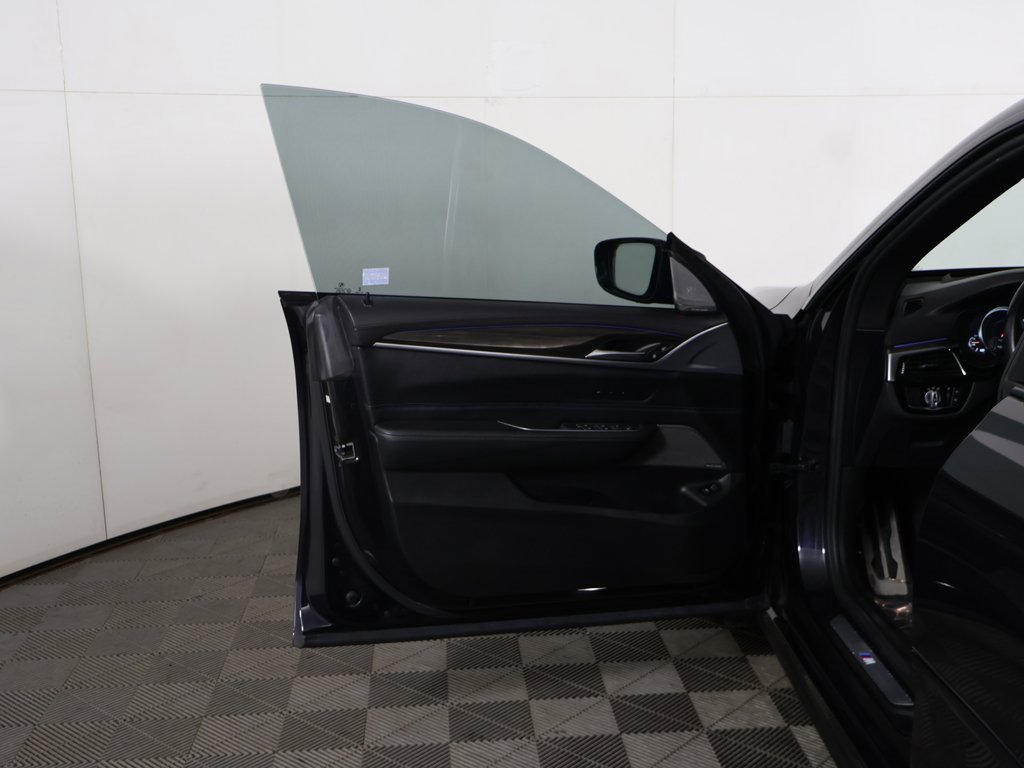 Used 2018 BMW 640i Gran Turismo xDrive image 22