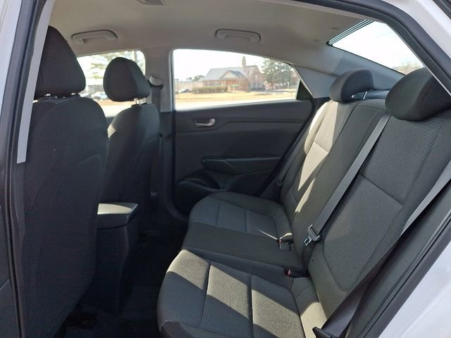 Used 2022 Hyundai Accent SEL image 11