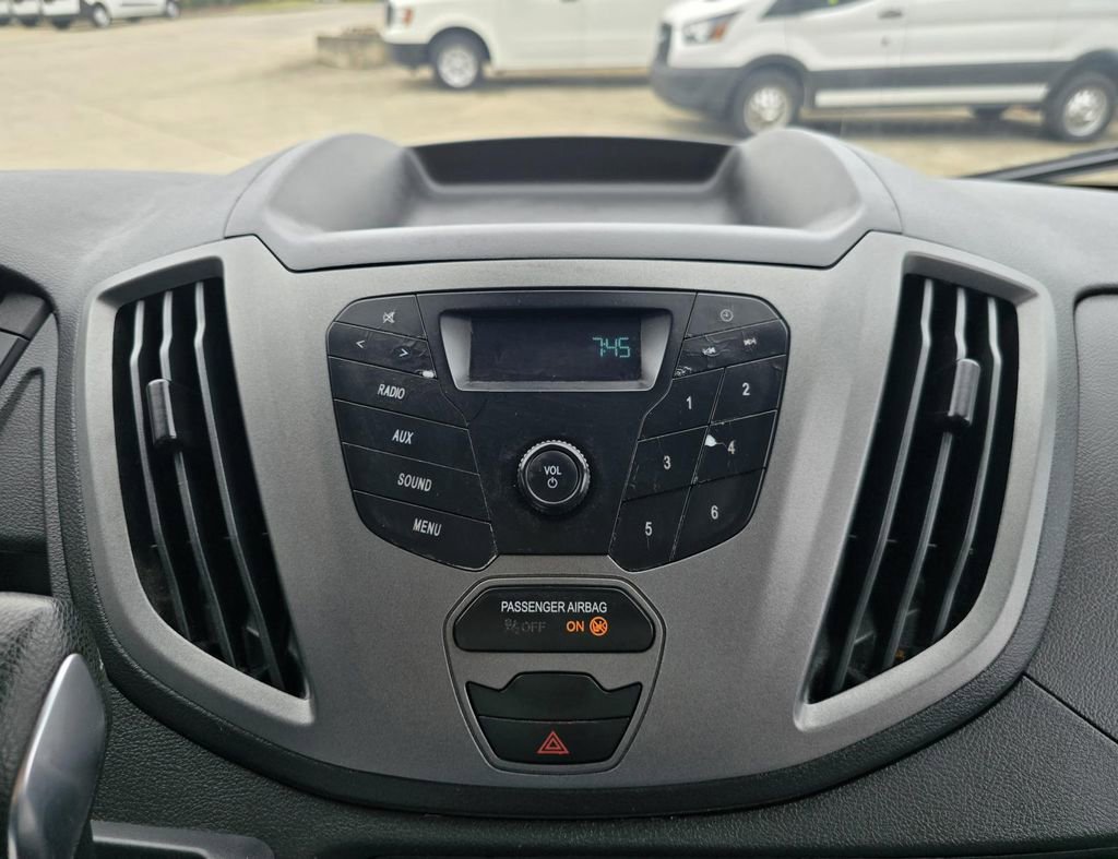 Used 2019 Ford Transit 250 138 image 31