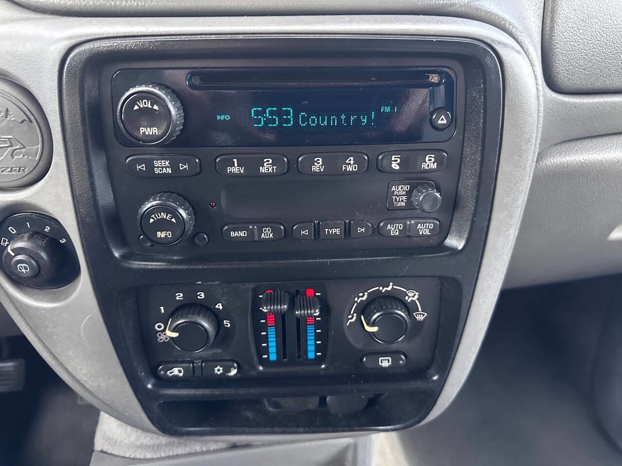 Used 2008 Chevrolet TrailBlazer 2WD w/ Smoker's Package image 16