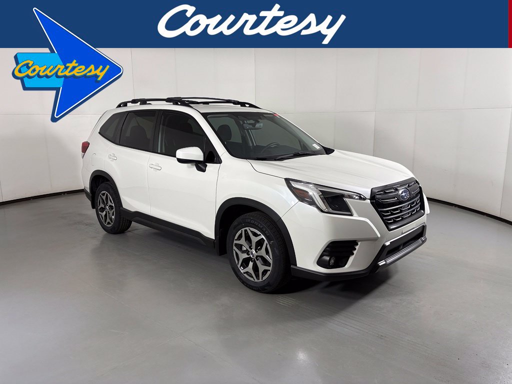 Used 2024 Subaru Forester Premium AWD/4WD image 1
