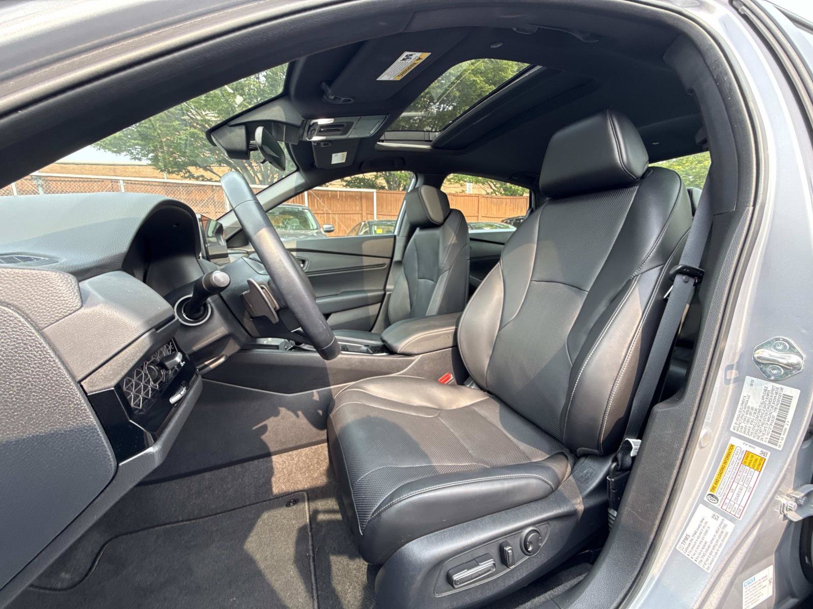 Used 2023 Honda Accord Sport image 12