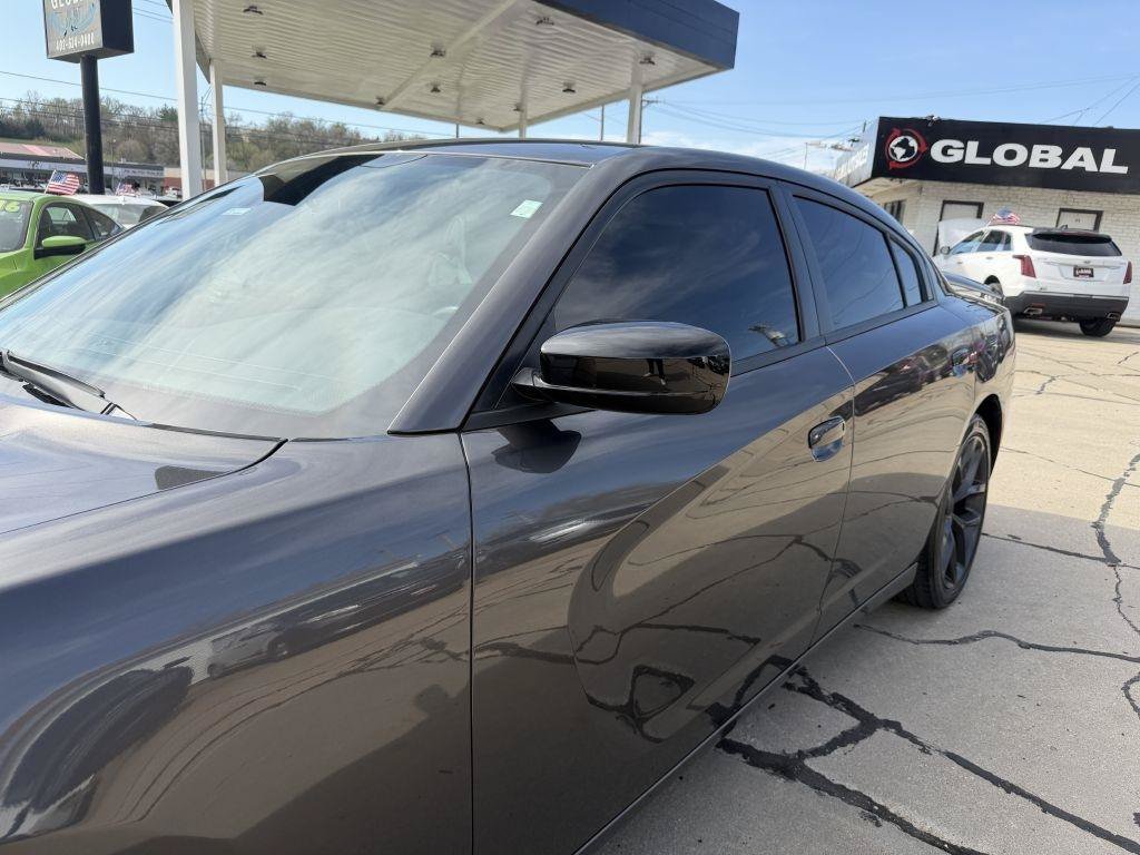 Used 2023 Dodge Charger SXT w/ Blacktop Package RWD image 18