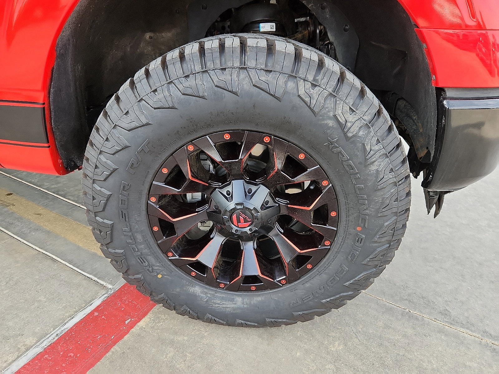 Used 2023 Ford F150 XLT image 9