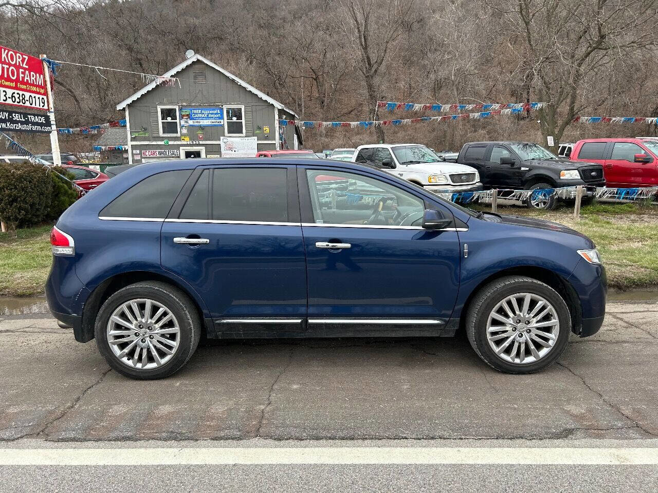 Used 2012 Lincoln MKX AWD image 4