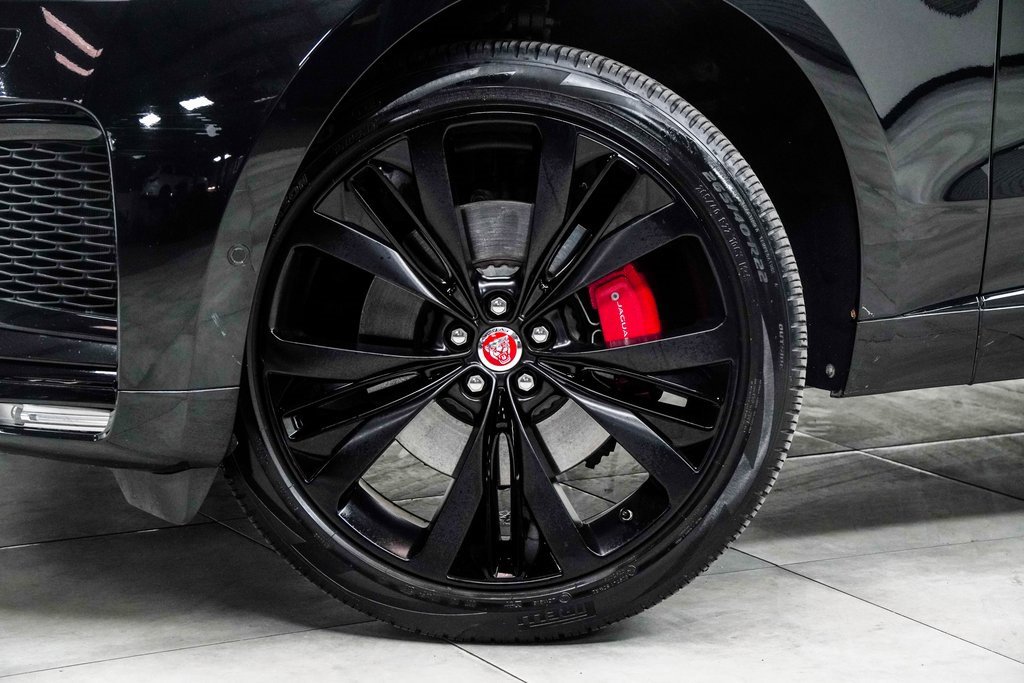 Used 2021 Jaguar F-PACE R-Dynamic S image 3