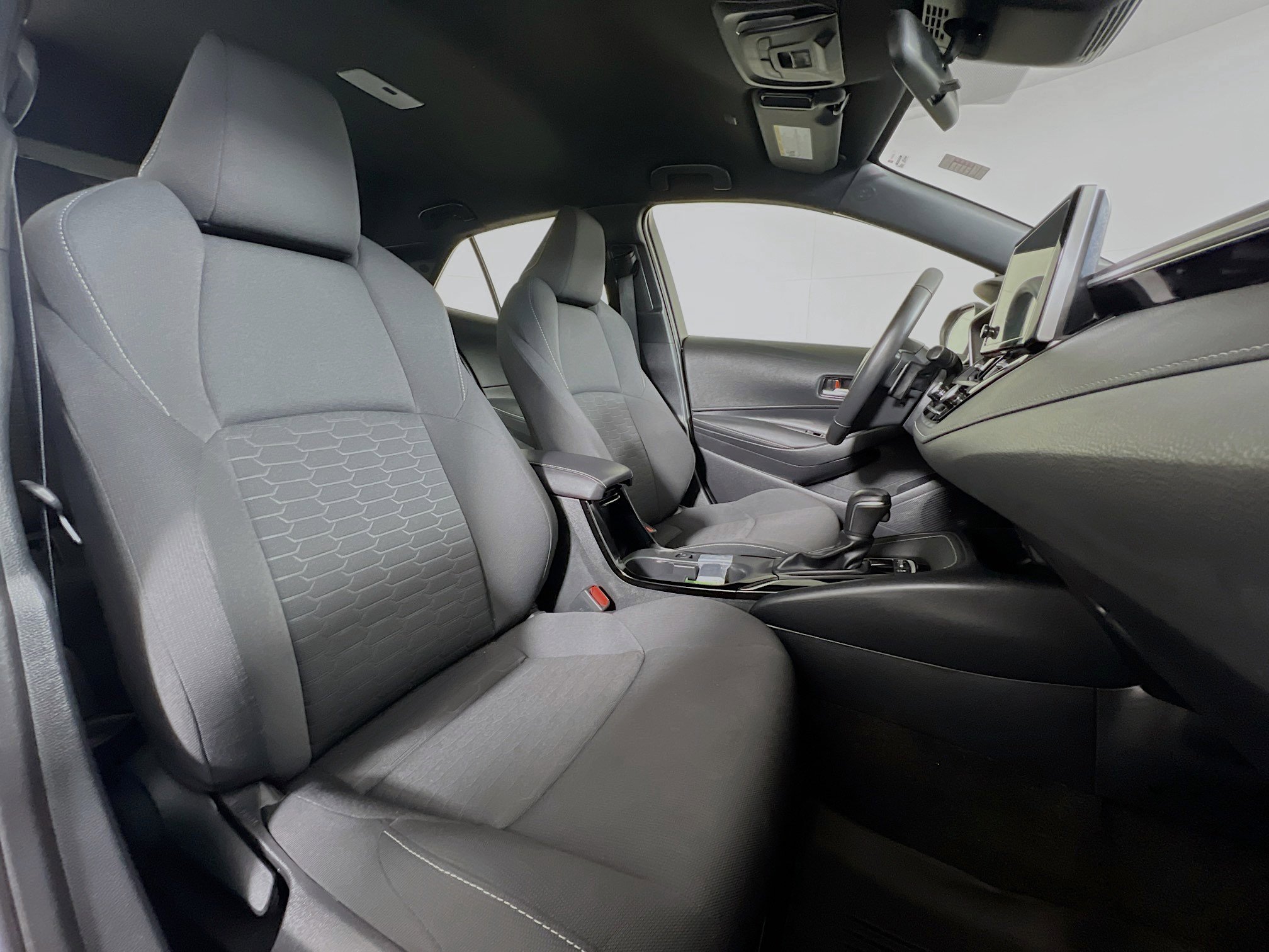 Certified 2025 Toyota Corolla SE image 23