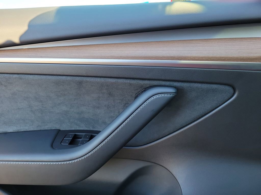 Used 2022 Tesla Model 3 Performance image 20