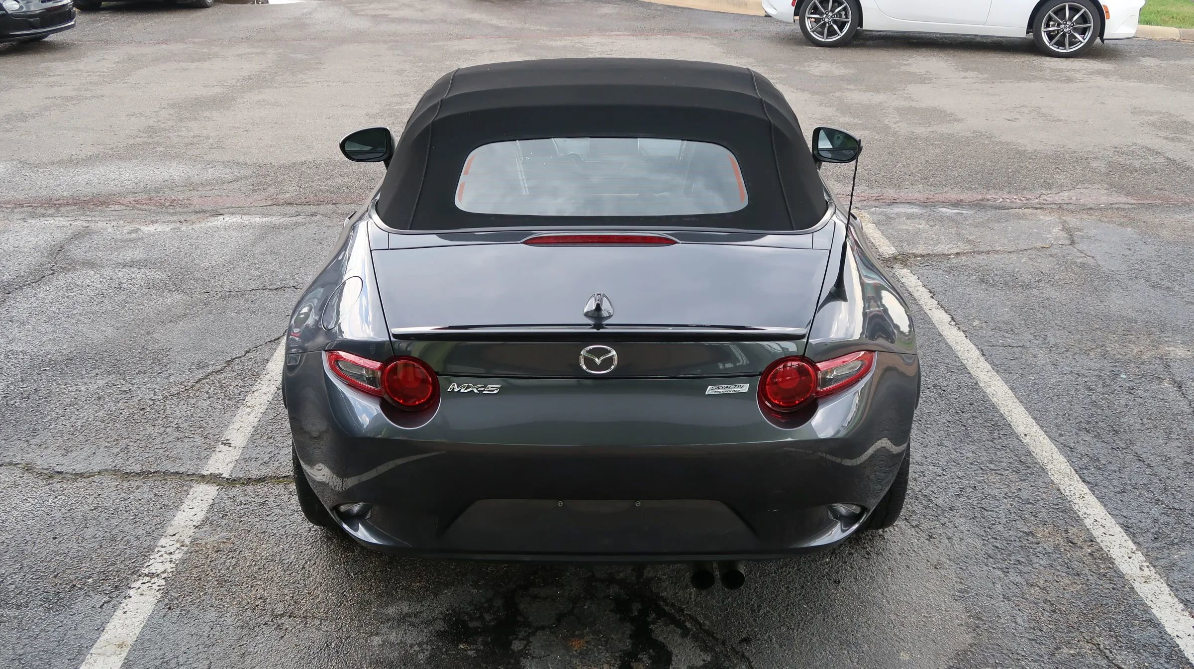 Used 2017 MAZDA MX-5 Miata Club image 11