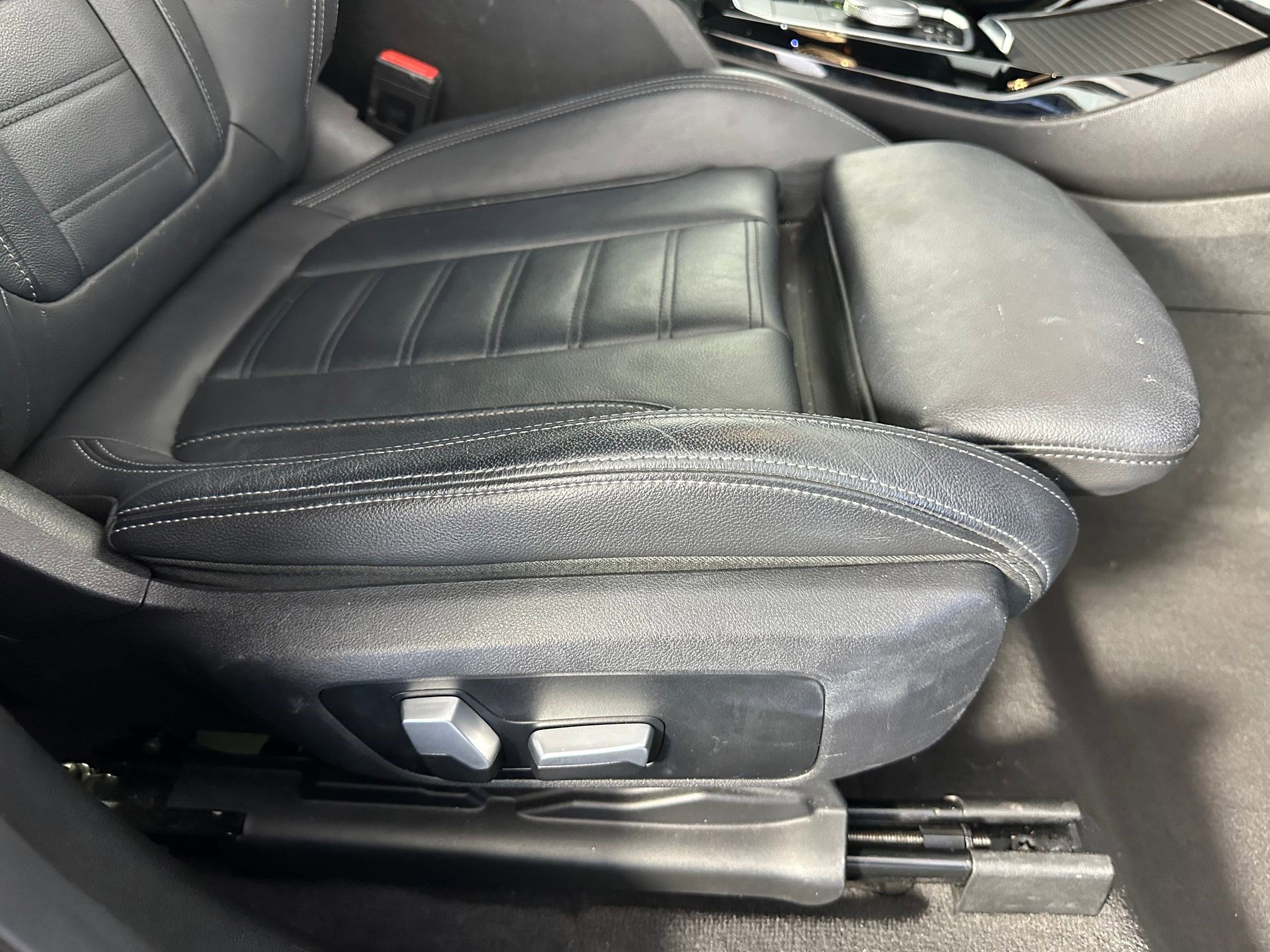 Used 2022 BMW X3 sDrive30i w/ M Sport Package 2 image 33