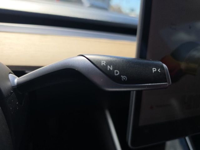 Used 2018 Tesla Model 3 Long Range RWD image 28